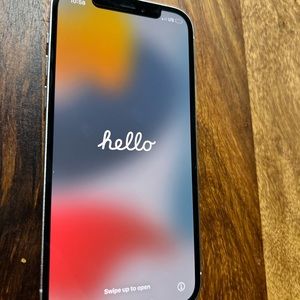 Apple Iphone 12, silver, used but new condition